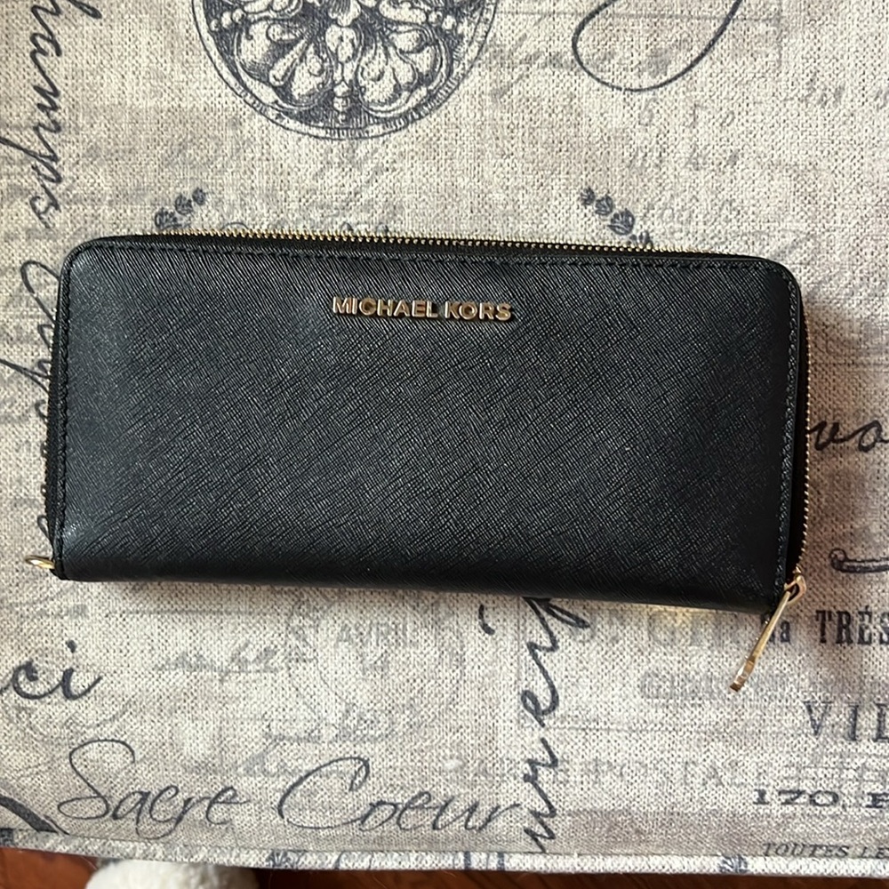 Michael Kors Black Saffiano Zip Around Wallet